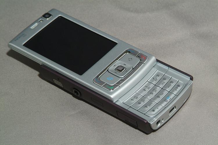 诺基亚n95滑盖nokia/诺基亚 n95 8g版双向滑盖wifi智能 n95学生老人