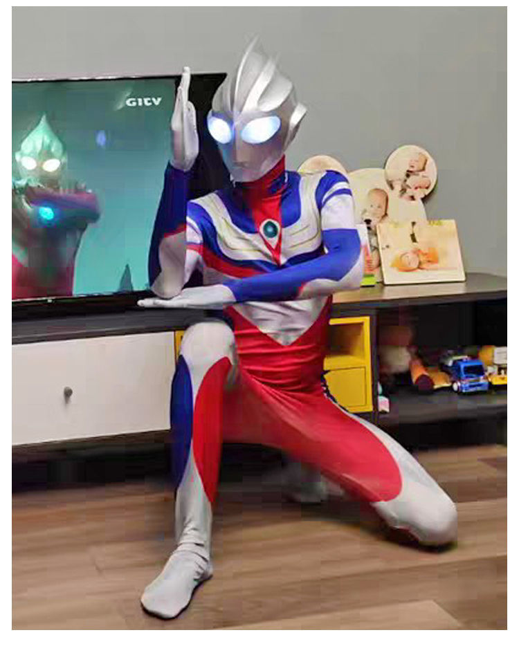 迪迦奥特曼皮衣圣诞节成人奥特曼衣服头盔头套cos迪迦发光男童连体