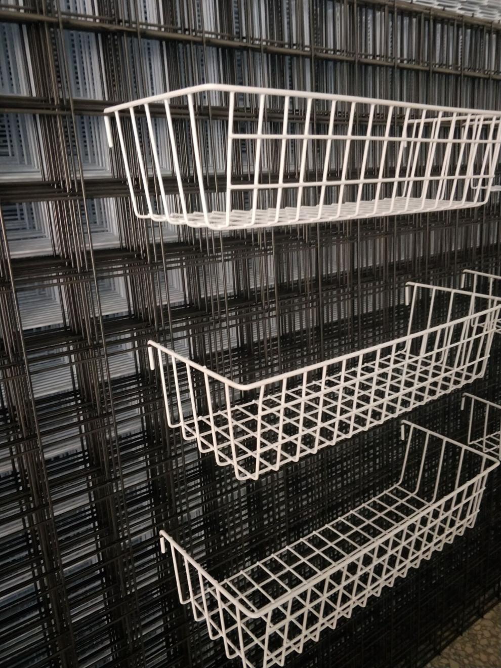 超市货架挂网挂钩网格网片洞洞板挂篮铁丝网收纳篮超市多功能置物篮