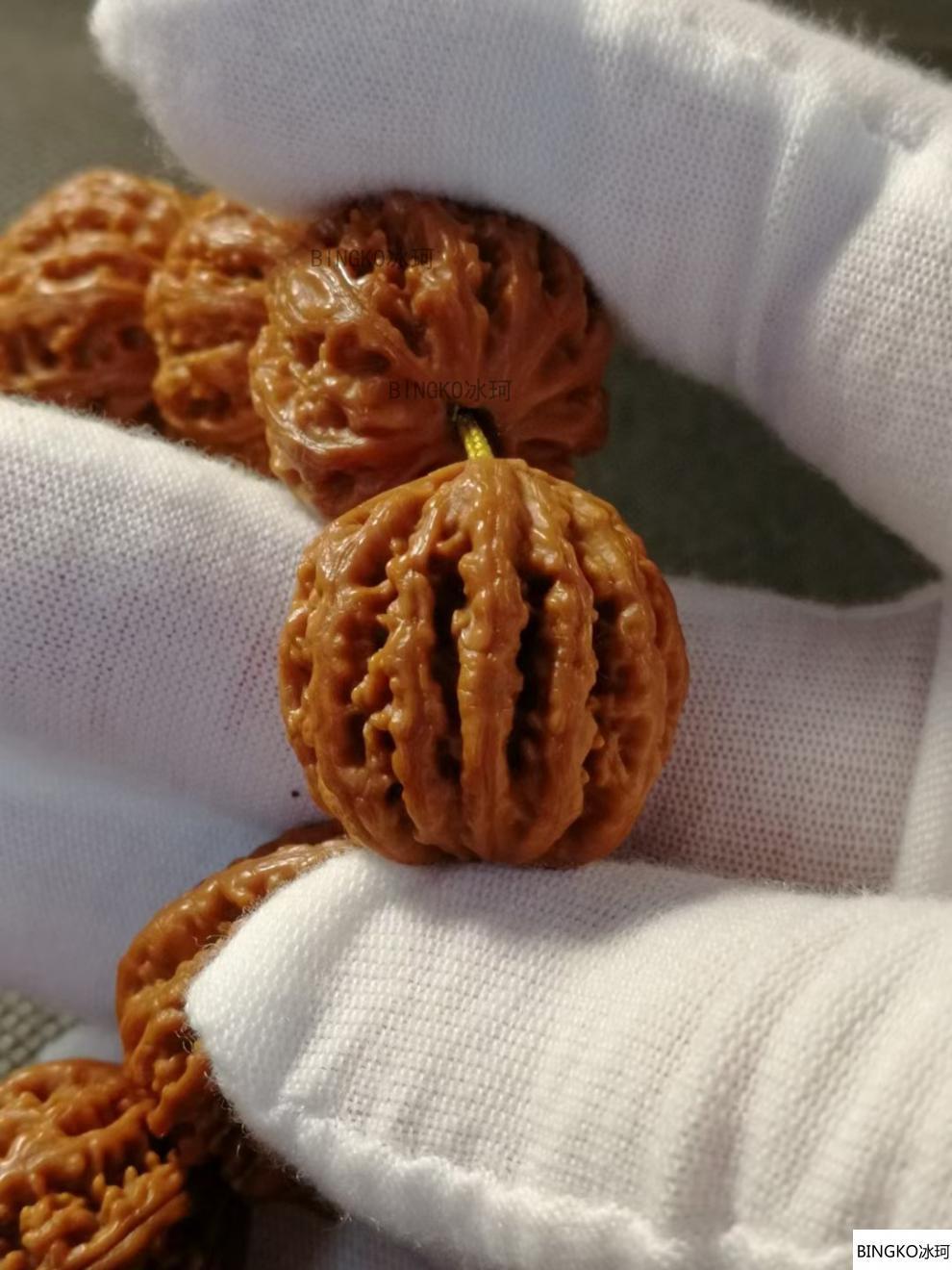 冰珂天然西瓜密纹门头沟小核桃手串粗筋坚挺油性十足清理打底粗筋坚挺