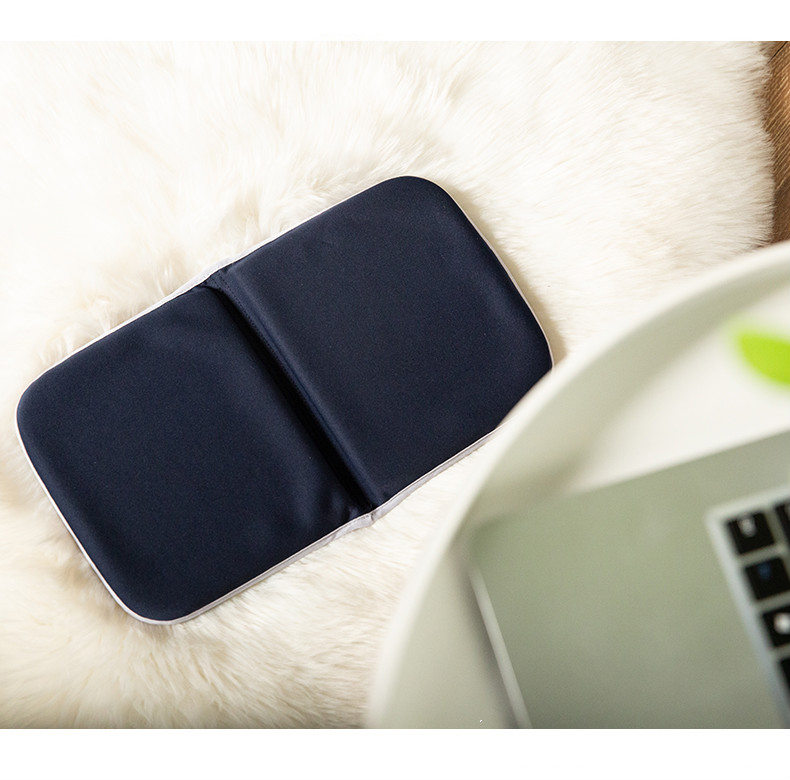 便携可折叠小坐垫户外公交车凉垫防潮垫屁垫公园冰垫凝胶隔凉冬季大号