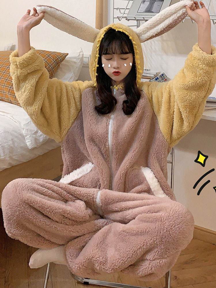 连体卡通可爱甜美学生减龄加厚家居服女2021冬装新款韩版休闲睡衣少女