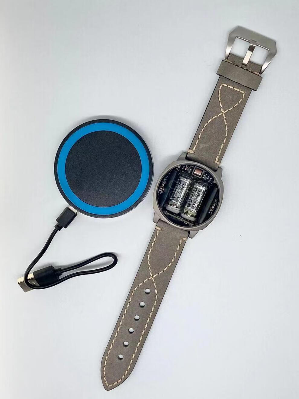 流彗辉光管手表辉光管手表小体积辉光手表铝正圆灰色左蓝右绿