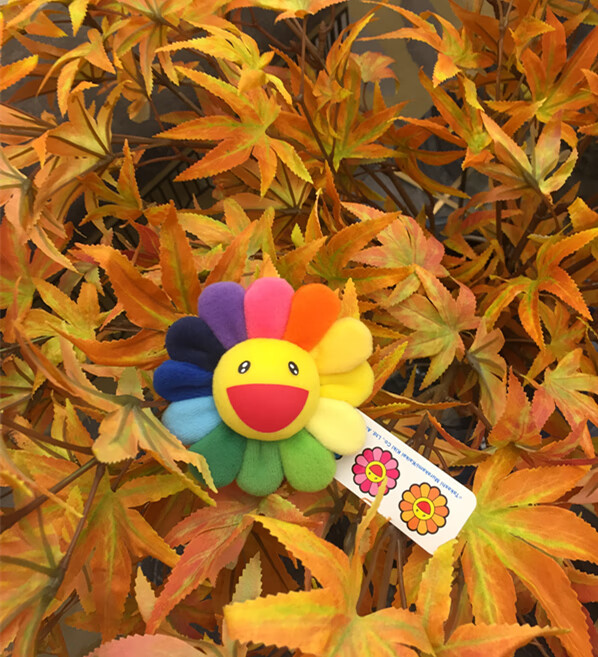 abay现货日本村上隆太阳花七彩挂件胸针别针小花潮流王一博同款粉色