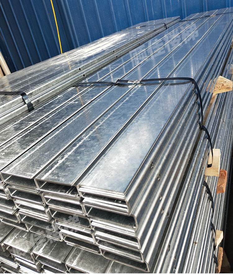 无框玻璃扶手钢槽 玻璃扶手楼梯预埋u型槽钢槽镀锌槽 无框轨道地槽卡