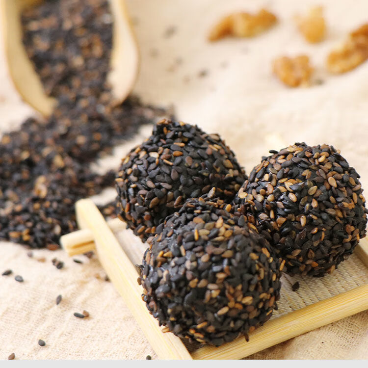 不一样的黑芝麻丸子九蒸九晒纯手工单瓶装108克一共12丸子