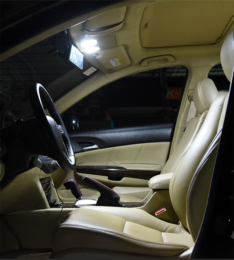08-13款八代雅阁改装内饰阅读灯 歌诗图8代雅阁车内led照明灯装饰 四