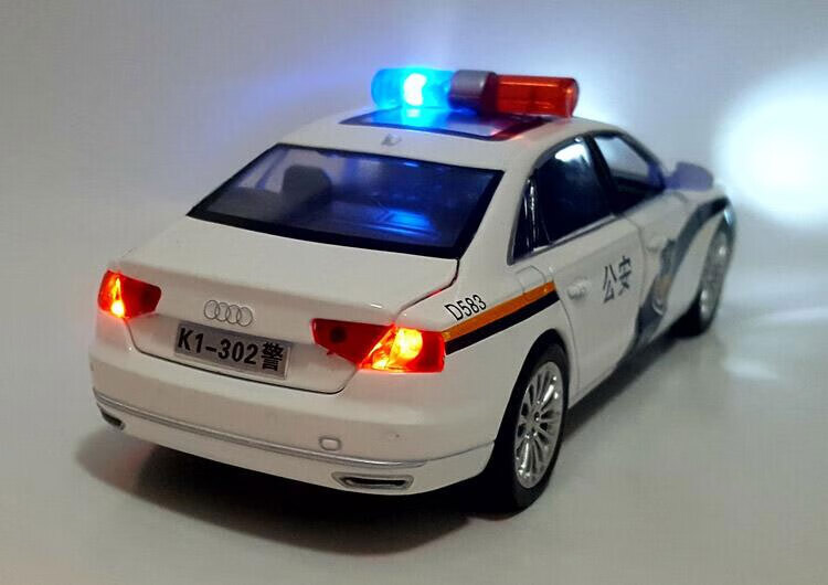 a8警车模型132奥迪a8警车合金汽车模型仿真金属车模声光回力玩具警察