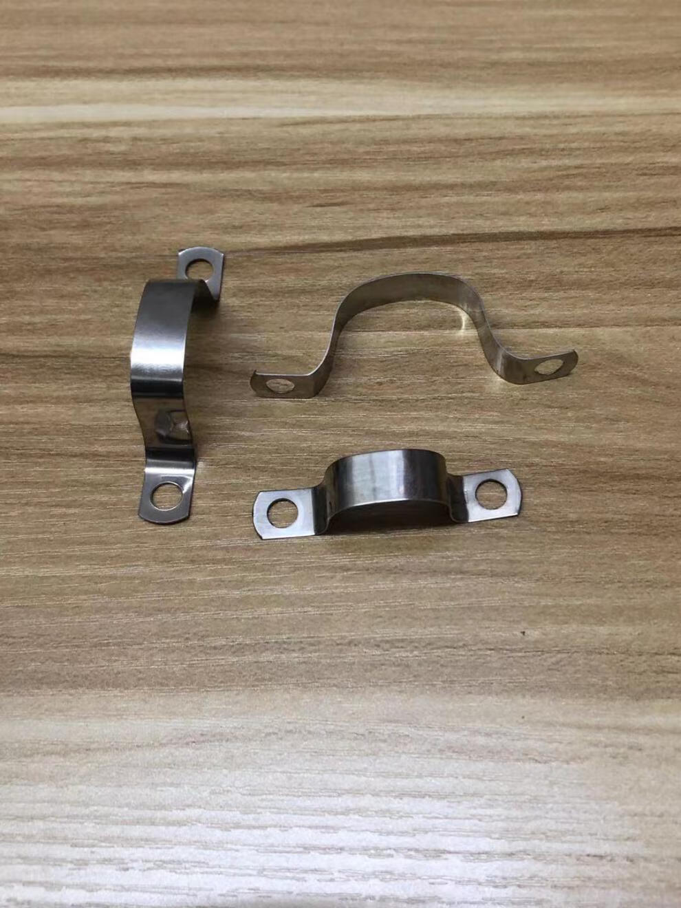 不锈钢半边码管箍110半圆型卡子不锈钢半边码水管4分6分1寸管卡50mm15