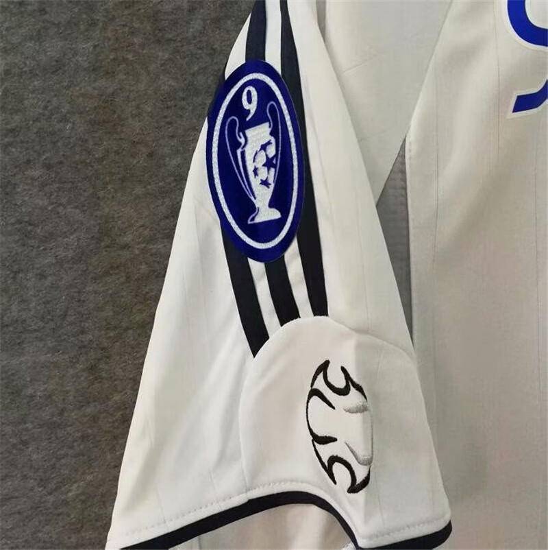 06-07皇马老复古球衣 劳尔古蒂范尼大罗卡洛斯拉莫斯小贝足球服 印14