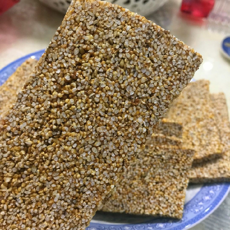 湖北恩施土家麻糖玉米糖苞谷麦芽糖仙姑糖仙谷米糖崖谷糖宣谷片