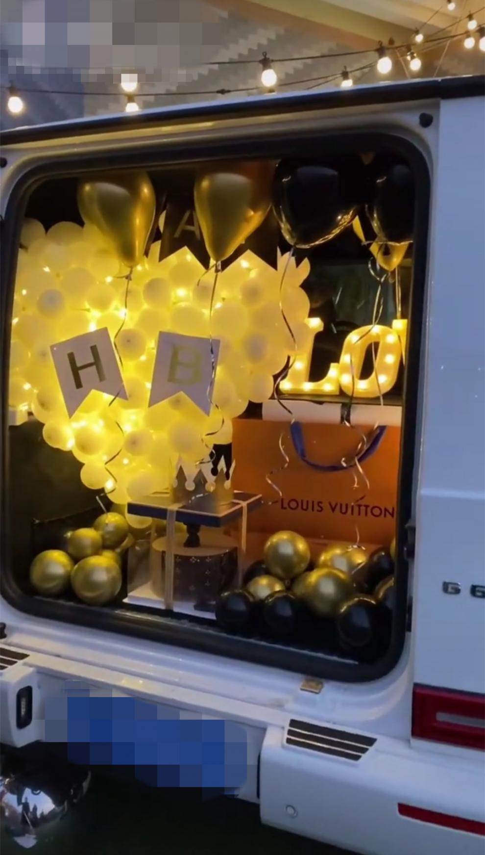 后备箱装饰生日气球鲜花布置求婚表白一周年女儿老婆生日礼物仿真花瓣