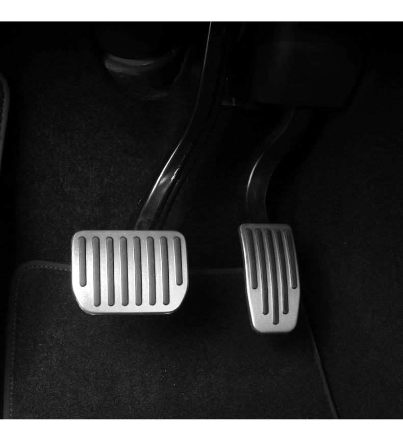 适用于特斯拉model3/y油门刹车脚踏板丫内饰改装饰汽车用品配件 model