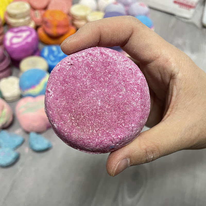 小i红帽洗发皂lush小i红帽英国再新洗发皂手工精油皂蓝海洋头屑拜i拜