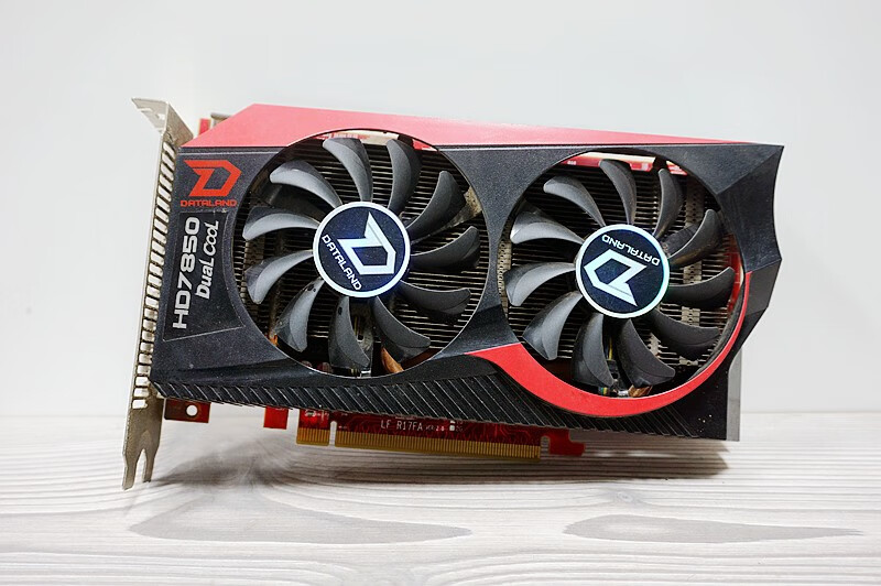 迪兰蓝宝石r7 240 270 280x hd7850 r9 370 370x 380 游戏显卡 2gb