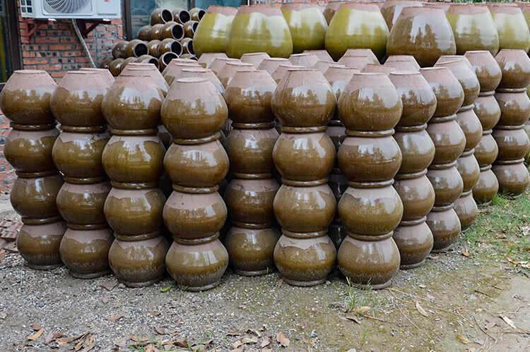 腌肉缸腌菜缸腌制罐酸菜缸腌菜缸陶瓷家用老式酱缸带盖大号养鱼酸菜缸