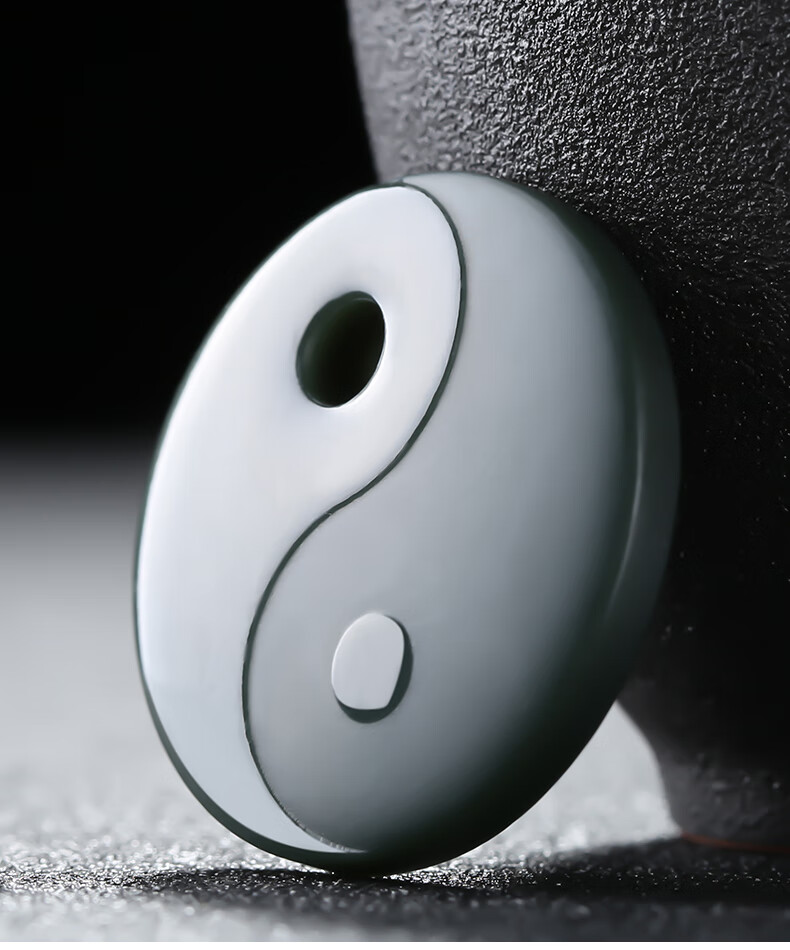 宝丽宫廷bolyplace新疆和田玉太极八卦吊坠玉佩玉牌道家挂件塔青一细