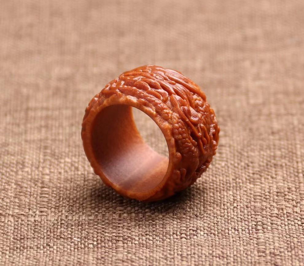 天然印尼大橄榄核雕手工打磨男款扳指女款戒指指环个性搭配赠女友虎年