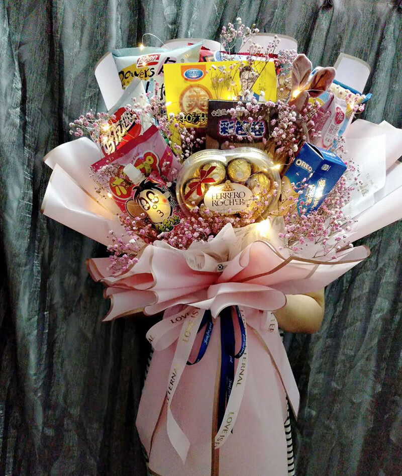 情人节鲜花创意零食棒棒糖花束成品男女闺蜜生日礼物 腾旺纳跃 我们