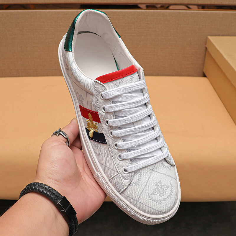 古驰gucci 小蜜蜂男鞋2022新款潮流鞋子男休闲百搭情侣板鞋透气 白