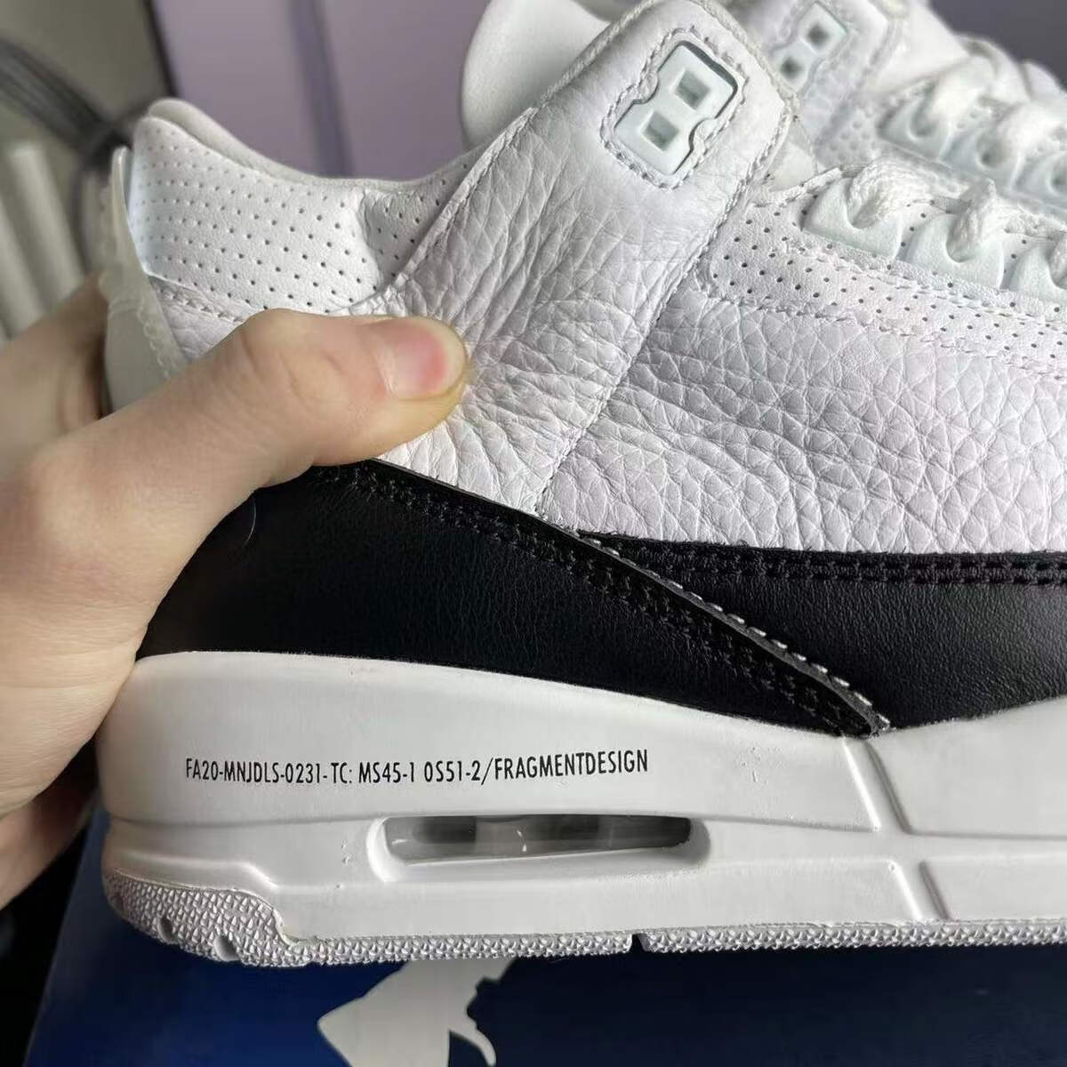 特价福利 纯元aj3藤原浩闪电高帮篮球鞋 大颗粒头层皮 内置气垫