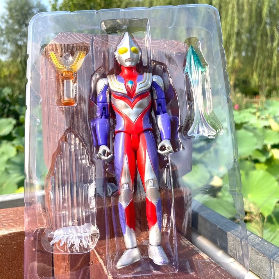 迪迦可动版关节可动人偶act大战怪兽金古桥软胶男超人玩具黄色金古桥