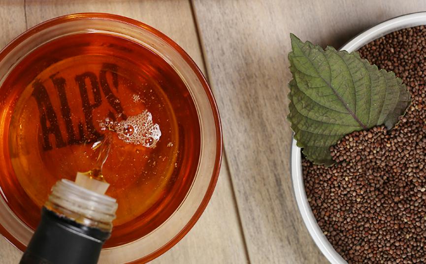 韩国纯紫叶苏子油食用油不倒翁亚麻酸紫苏子油进口纯紫苏籽油