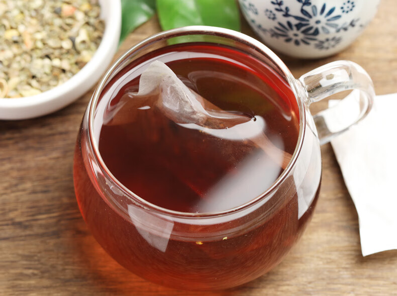 北京同仁堂枸杞子与淳滋堂银杏黄精茶桑椹决明子白果松花粉袋泡黄精茶