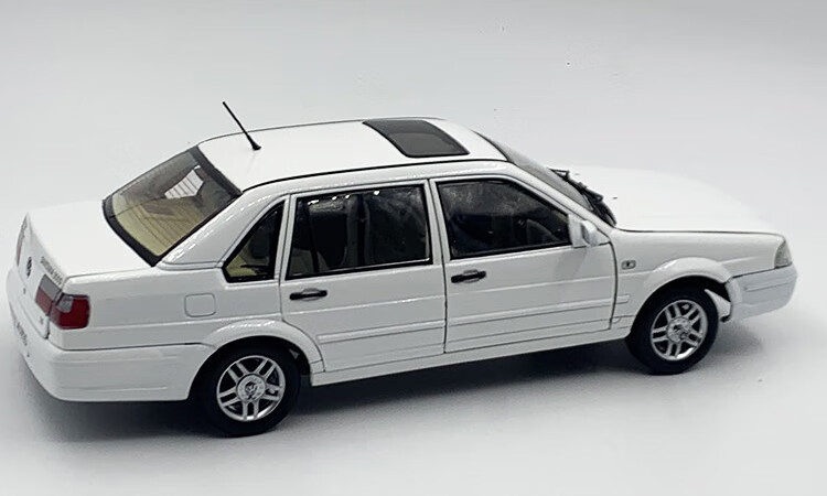 机智芽118桑塔纳车模国产大i众3000者合金仿真汽车模型收藏蓝色