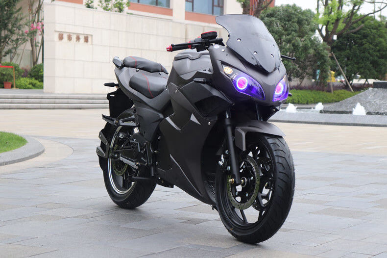 电动摩托车跑车地平线电动车跑车s款电摩公路赛新国标可上牌街车蓝白