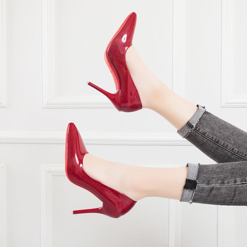 恨天高男士高跟鞋10cm大号浅口尖头漆皮细跟超高跟伪娘反串cd情趣性感