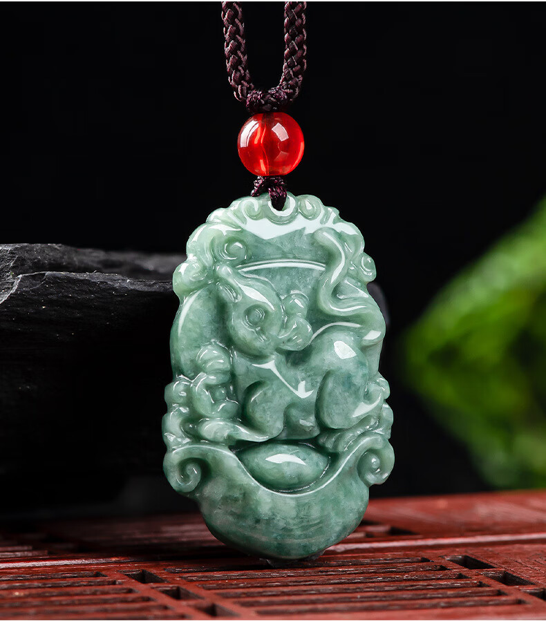 惜伴缘天然a货翡翠十二生肖鼠牛虎兔龙蛇马羊猴鸡狗猪玉石吊坠饰品蛇