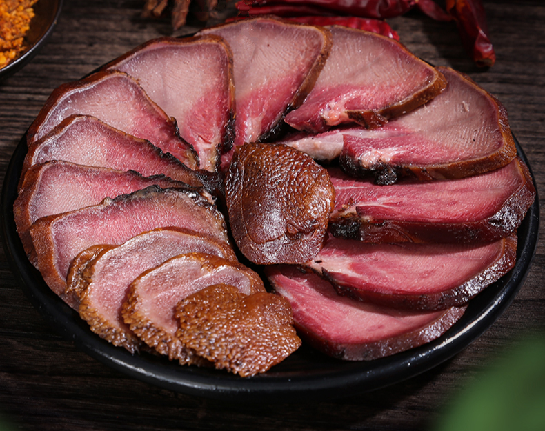 烟熏猪舌头牛舌头四川烟熏腊肉烟熏口条四川麻辣香肠五花肉1烟熏猪