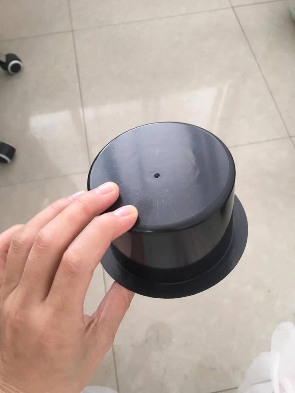 g58沙发塑料杯托可乐杯汽车水杯托abs沙发有扣功能杯胶杯铝杯g59 g59