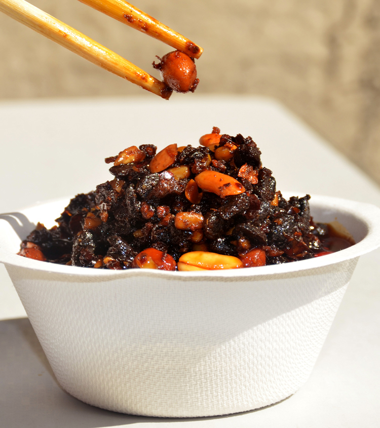 四川特产牛肉豆豉辣椒酱拌面酱香辣酱风味豆鼓