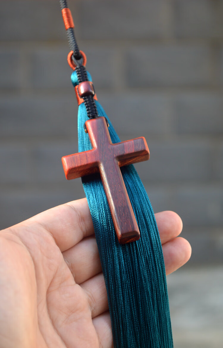 手工十字架汽车挂件饰品红木刻字车内摆件红檀木十字架棕色流苏