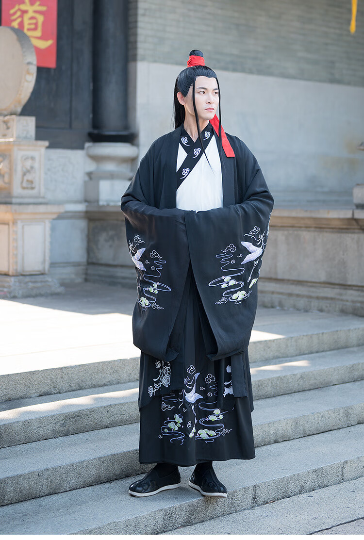 汉服成人男冬季鹤归女绣花交领长袖武侠风大氅情侣装大码学生服团服