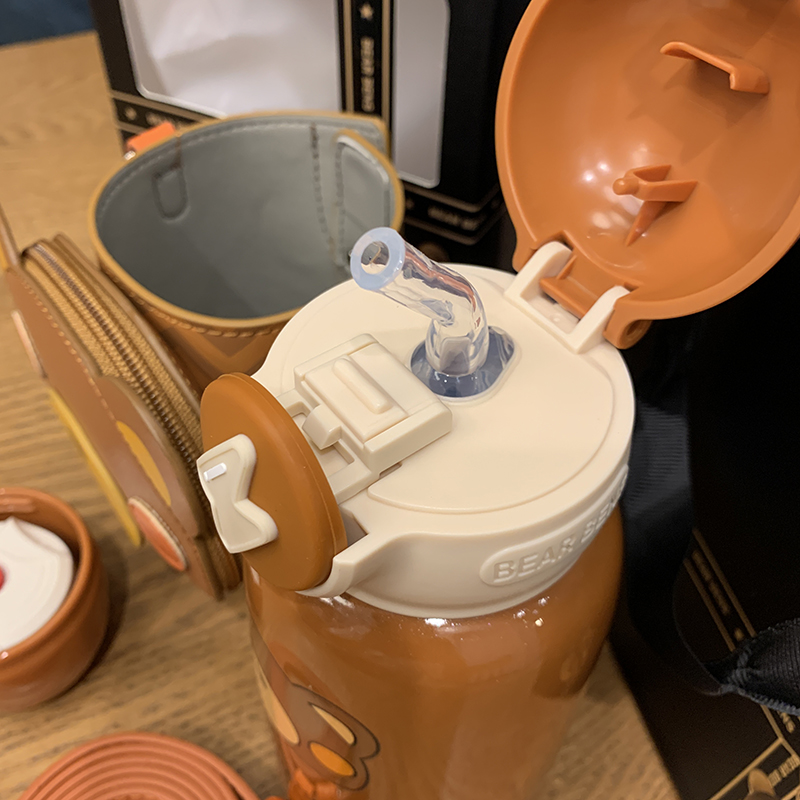 熊本士保温杯个装 熊本士儿童保温杯316l食品级带吸管水壶钛杯男女童