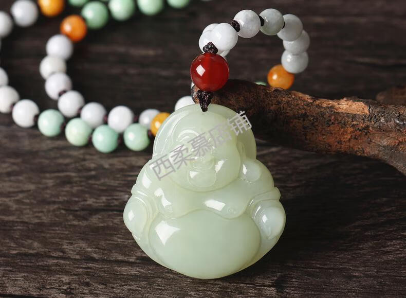 和田玉弥勒佛吊坠白玉笑佛大肚佛玉石挂件本命年项链玉佛女款玉坠棕绳