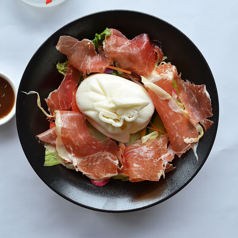 俄罗斯沙拉肉drycuredprosciutto意式风干火腿沙拉冷盘发酵生制火腿
