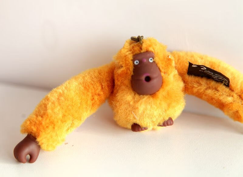 猴子挂件长臂猴猴子猩猩挂件包包毛绒挂件梦幻紫中号银扣