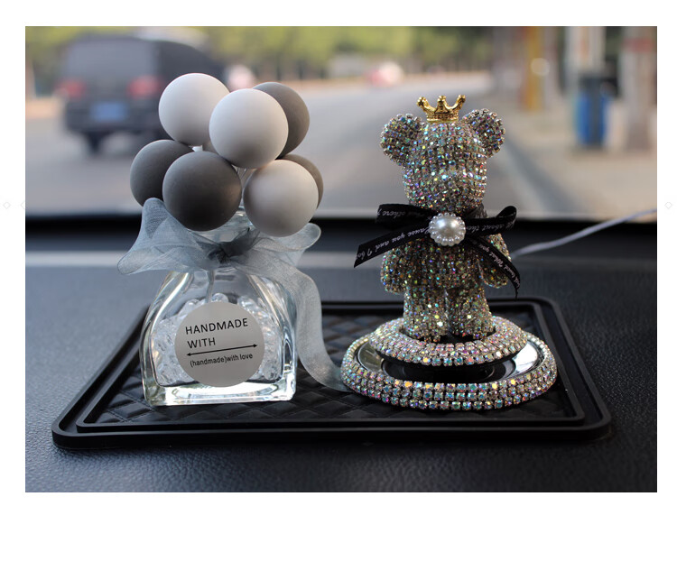 网红镶钻小熊汽车摆件创意车内车载摆件车内饰品车上摆件男女银色气球