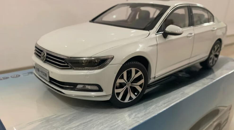 原厂迈腾车模 一汽大众迈腾车模 1:18原厂全新仿真合金汽车模型摆件
