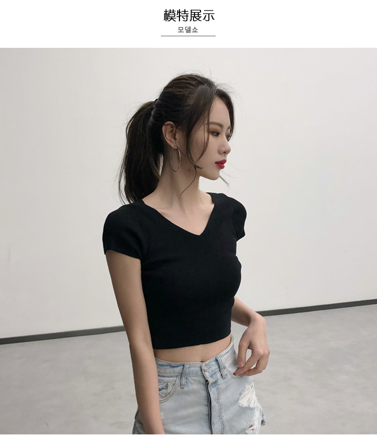 爵士舞上衣女短袖设计感小众t恤女生潮修身心机v领漏脐短款性感紧身