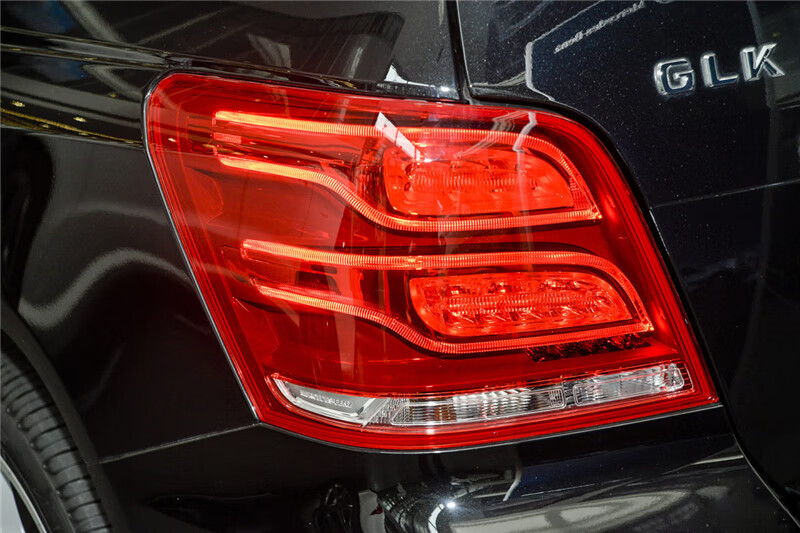 大亦 适用于奔驰glk200尾灯glk260刹车灯glk300转向灯w204后尾灯总成