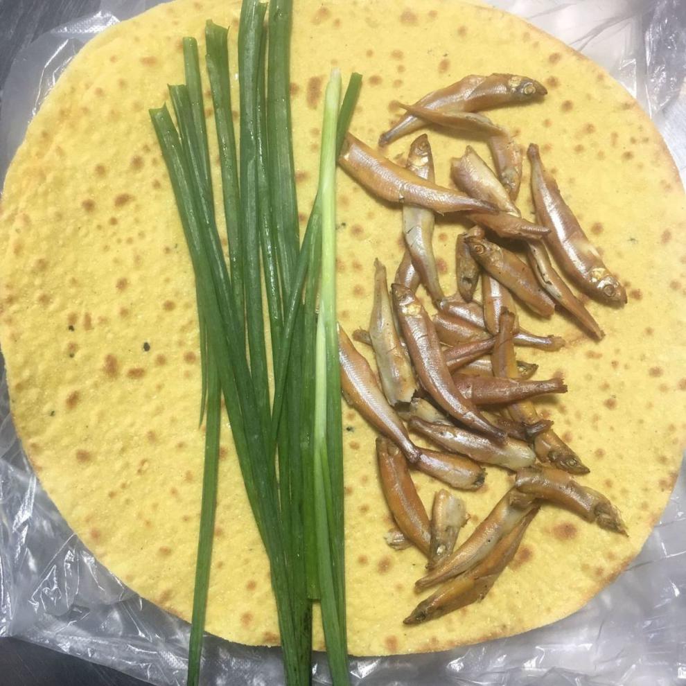 河北保定定兴特产玉米面棒子面饼黄金饼粗粮手工制作10张玉米饼直径22