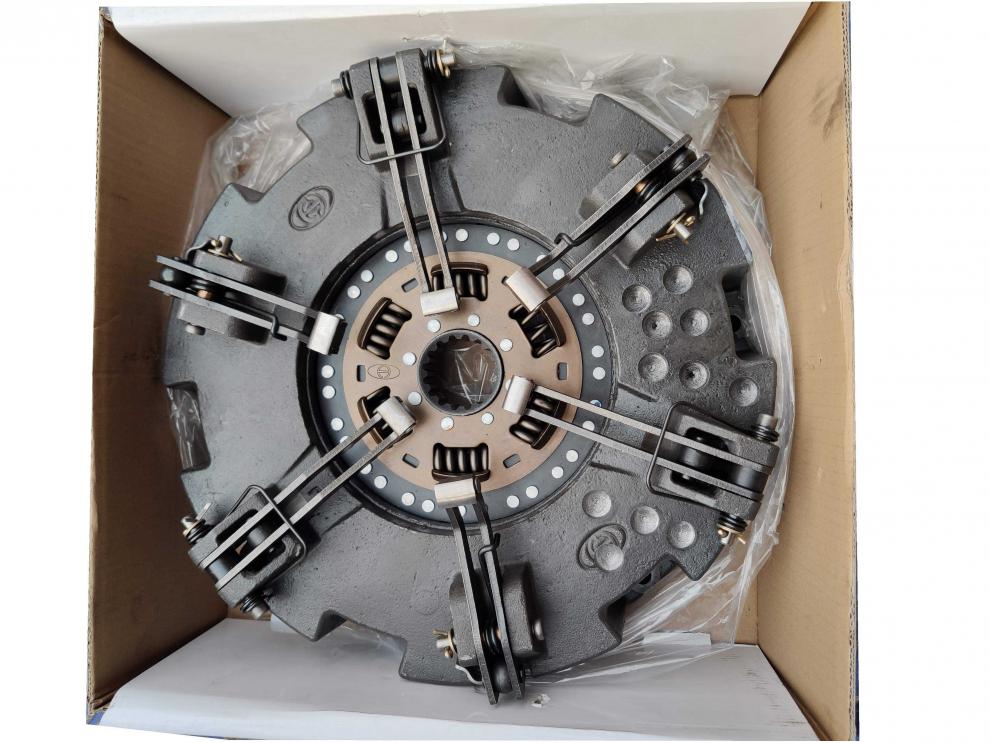 适用福田雷沃欧豹 耕王 沭河 千里牛离合器总成 13寸福田大厂【图片