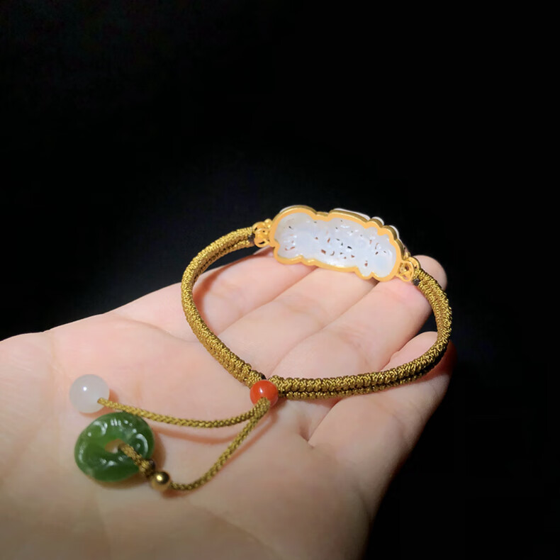 珠玥珠宝和田玉手牌18k金镶玉手环福在眼前镂空手牌