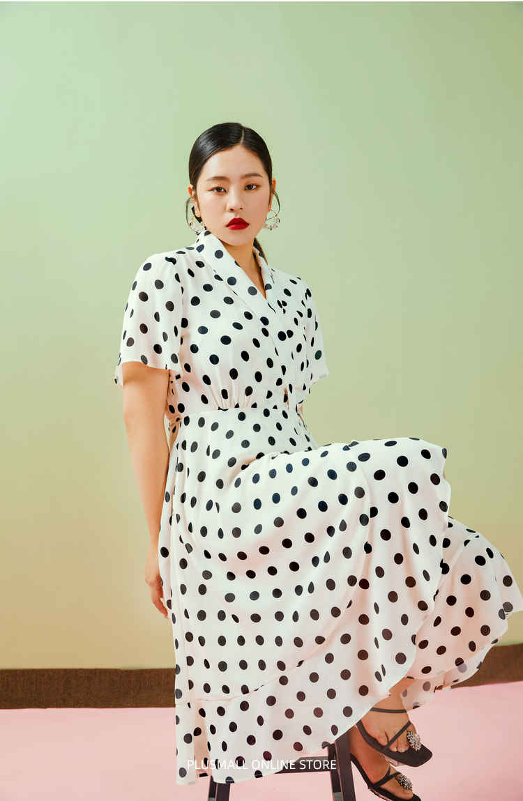 天颛plusmall杨天真大码女装2022夏季显瘦复古波点印花连衣裙小衫半裙