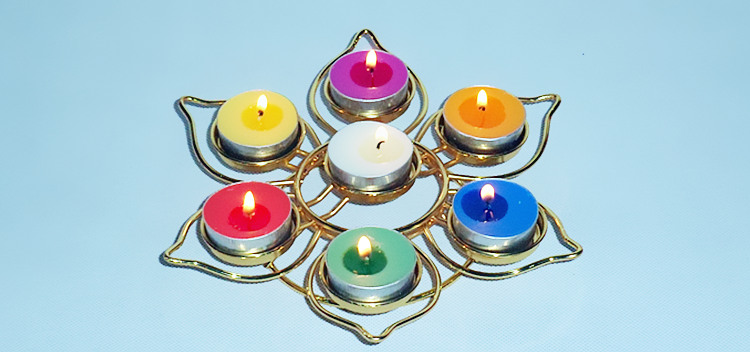 10050390316999商品名称:佛教用品圆形七星酥油灯座莲花七粒酥油供